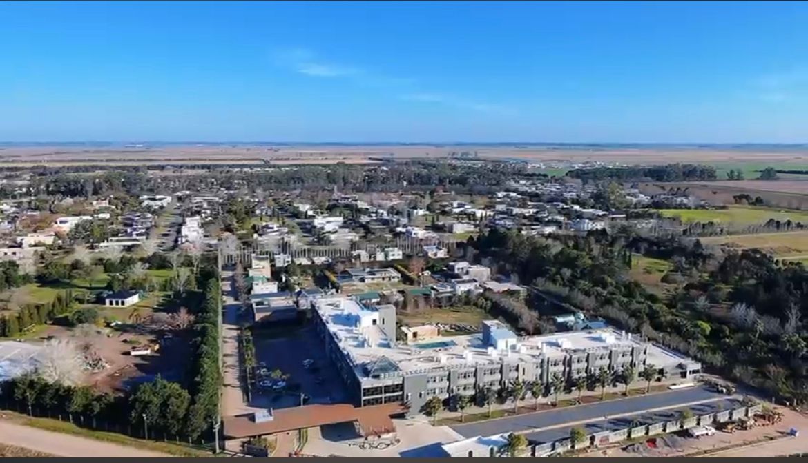El lujoso hotel que se construye en Funes está casi terminado y se asociará con una famosa marca internacional